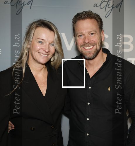 Bussum 8 december 2025
Premiere theatwershow Voor Altijd van Yves Berendse in t Spant. Tim Klijn met zijn vrouw