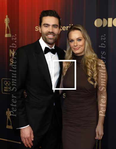 Papendal 17 december 2025
Sportgala waar oa de sportman en sportvrouw van het jaar gekozen worden . Tom Dumoulin met zijn vriendin Maxime Nieman