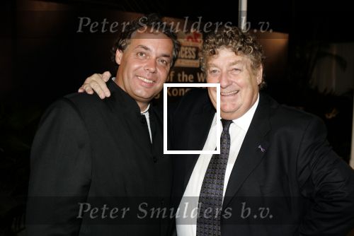 Hong Kong 8 oktober 2004
Princess Model of the world verkiezing.
Tonny Eyk met Aad Ouborg
Peter Smulders bv
