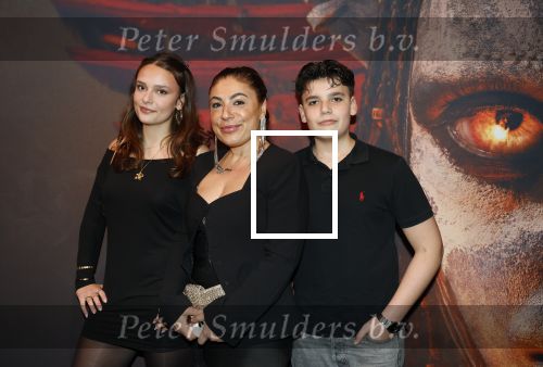 Hilversum 16 december 2025
Premiere Avatar in VUE in Hilversum. Yesim Candan met kinderen