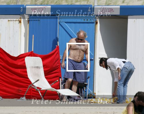 Bergen aan Zee 31 juli 2007
Youp van t Hek en zjn vrouw Debbie Petter op het strand.
Peter Smulders bv