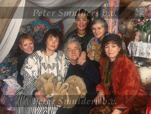 Den Ilp, 8 Januari 1997
Anton Heyboer met zijn zijn nieuwste bruid ( links van hem ) en zijn oude bruiden