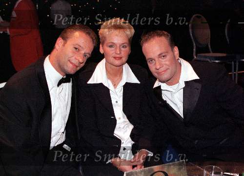 Ron Boshard met vrouw en zijn broer Carlo Boszhard
9 oktober 1998