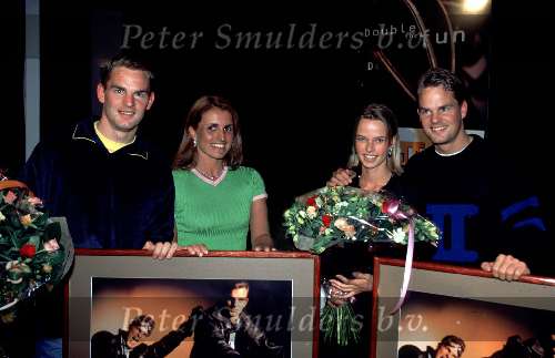 Amsterdam, 14 mei 1996
Frank de boer en Ronald de Boer met hun vrouwen