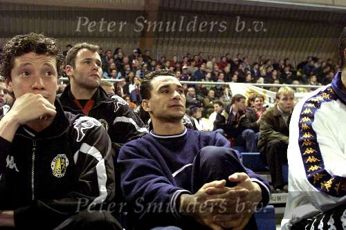 Eindhoven, 12 januari 1998
Indoor Soccer
Gerald Vanenburg samen met Leeroij Echteld


PETER SMULDERS BV