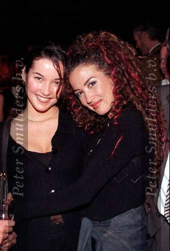 Katja Schuurman met haar zus Birgit Schuurman
1999