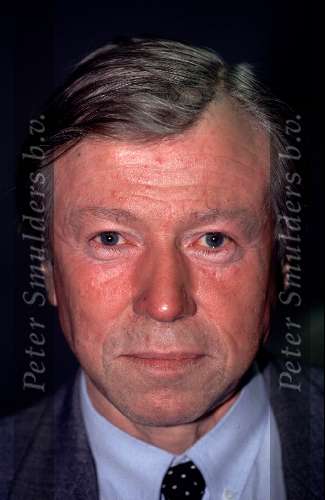 Marcel v Dam
Lydia Jane Dekkers
1999