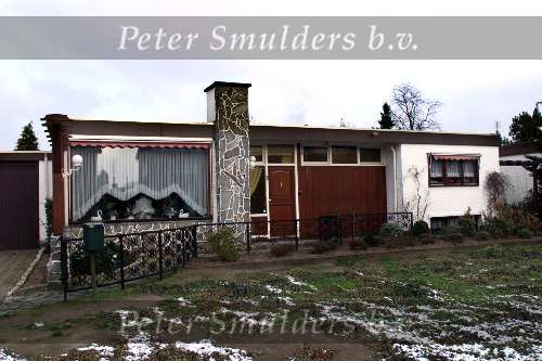 11 januari 1999
Het huis van de overleden Zangeres Zonder Naam
ZZN
