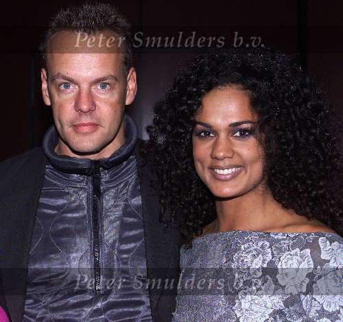 Amsterdam 20-11-1999
Chimaine v Oosterhout met haar vriend .
