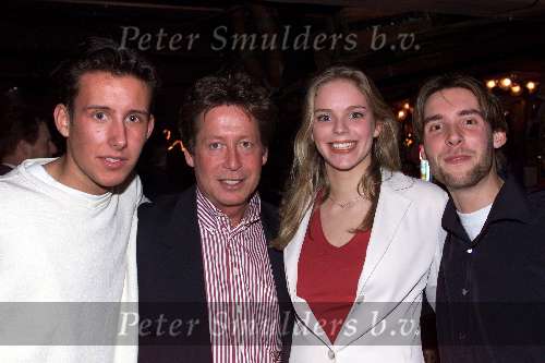 Uitgeest 17 januari 2000
Hans Kazan met zijn zonen