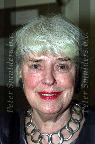 Haarlem 13 januari 2000
Premiere van Jasperina de Jong en Louis v Dijk in de schouwburg van Haarlem.
Ina v Faassen