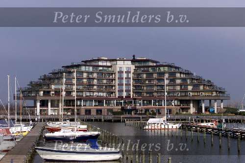 Huizen, 26 januari 2000
Huis van Ruud Lubbers 
Zijn uitzicht op de jachthaven van Huizen