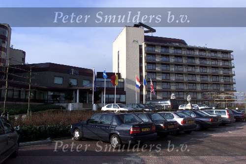 Huizen, 26 januari 2000
Tijdelijk hotel voor Wessel v Diepen
