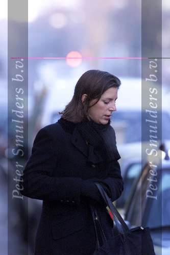 Amsterdam 13 januari 2001 Prins Marilene (in verwachting) shoppend met een vriendin en achter het stuur van d\\\'r auto  Barbara de Kanter