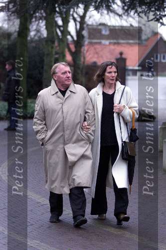 Begrafenis Rob v Wijk ( man van Alice Maywood )
5 januari 2001
Bram Biesterveld met vriendin