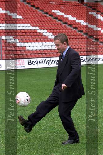 Eindhoven12 april 2000
Fons Spooren (Commercieel Direkteur PSV)