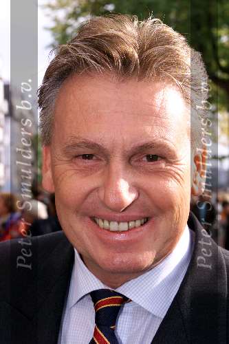 Amsterdam 23 september 2001
Premiere de Titanic in Carre
Henny Huisman
