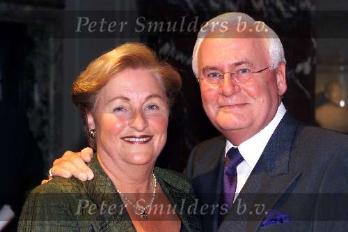 Amsterdam 17 september 2001
Modeshow Sheila de Vries in het tropenmuseum.
drs Huub v d Coolwijk met zijn vrouw