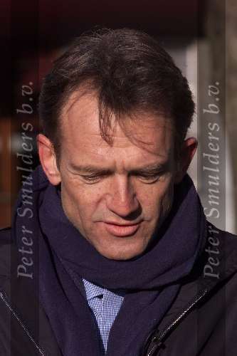Den Haag 15 januari 2001
Boris Dietrich krijgt een petitie aangeboden van ouders waarvan hun kind vermist is of Ontvoerd.
Jaap Jongbloed.