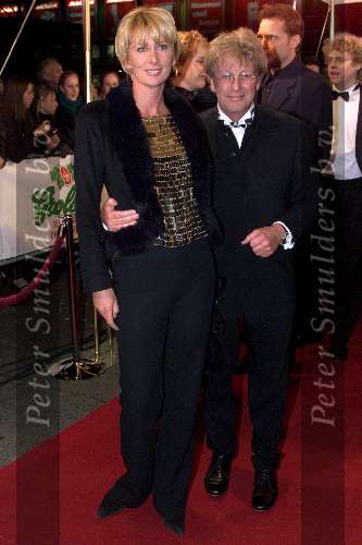 Amsterdam 29 januari 2001
Premiere nieuwe film Mel Gibson bij Pathe Arena.
Jan des Bouvrie met vrouw Monique des Bouvrie