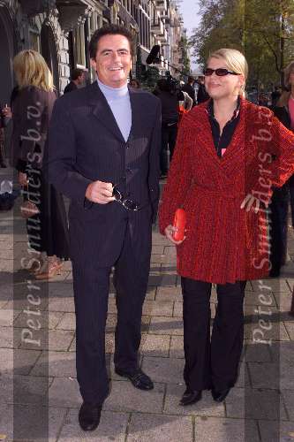 Amsterdam 23 september 2001
Premiere de Titanic in Carre
Johnny Kraaykamp jr met een vriendin