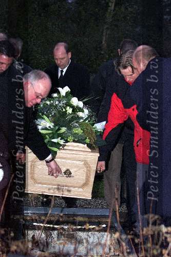 Begrafenis Rob v Wijk ( man van Alice Maywood )
5 januari 2001