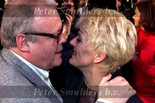 Amsterdam, 28 januari 2001 De laatste voorstelling van de musical CHICAGO
Simone Kleinsma met haar man Guus Verstraete