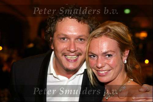 Amsterdam 21 december 2001
Uitreiking van de Rembrandt awards in de beurs van Berlage.
HP van Volumia met vriendin