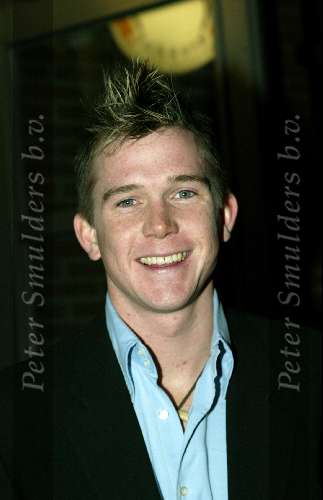 Amsterdam  12 januari 2002

John de Mol jr viert zijn verjaardag metfamilie en vrinden bij Restaurnt Blener in Amsterdam.
John met zijn nieuwe vriendin Chantal Jansen (hoofdrolspeelster Saturday night fever). verder aanwezig
Willeke Alberti, Linda de Mol, John de Molsr, Soren Lerby met vrouw, John van t Schip en Danielle, Winston Gerchtanowiz en Ralph de Vries.

Peter Smulders bv