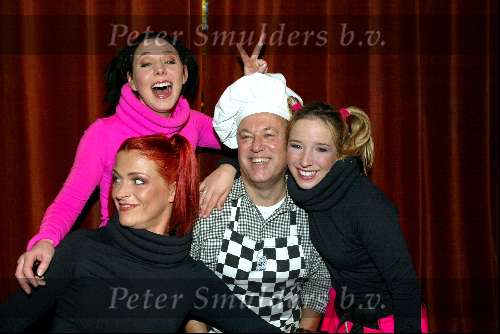 Amsterdam  1 janari 2002
Nieuwjaarsfeest Staatsloterijshow in de beurs van Berlage.
K3 met Joop  Braakhekke
