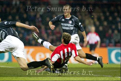 Eindhoven 30 januari 2002
PSV-Feyenoord voor de KNVB Beker
Kezman