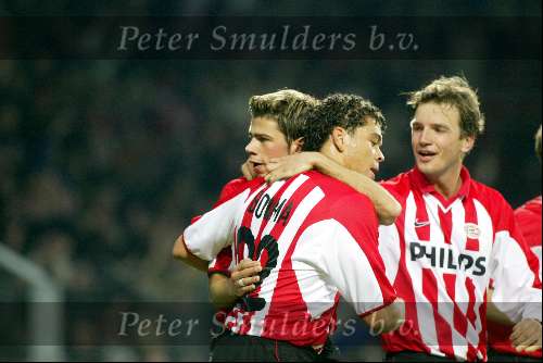 Eindhoven 30 januari 2002
PSV-Feyenoord voor de KNVB Beker
Wilfred Bouma en Kezman