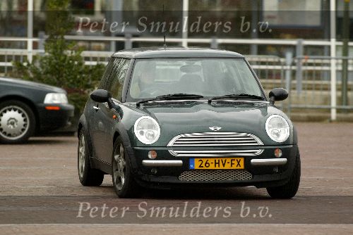 Den Haag 26 januari 2002
prins Willem Aleander en Maxima vrijgezellendag in Madurodam.  
Prins Constantijn in mini cooper