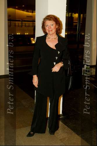 Tilburg 27 januari 2003
Premiere Nonsens in schouwburg Tilburg.
Bruni Heinke