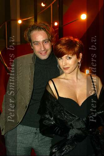Tilburg 27 januari 2003
Premiere Nonsens 
Chazia Mourali met vriend