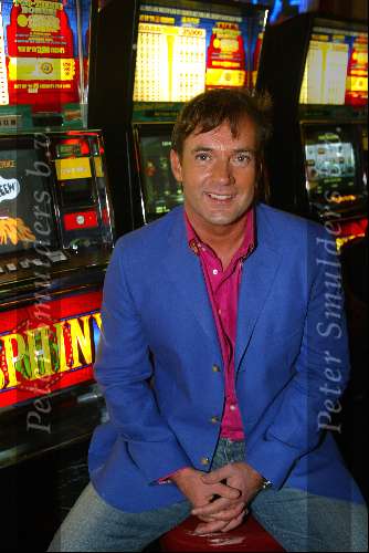 Scheveningen 30 januari 2003
Heropening casino scheveningen
Gerard Joling