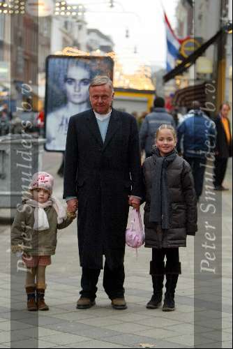 Amsterdam 18 januari 2003
Harry Mens met zijn 2 jongste dochters