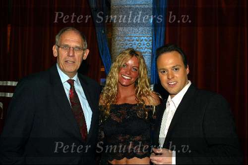 Amsterdam 1 januari 2003
Nieuwjaarsreceptie Staatsloterij in beurs v berlage.
Ingrid de Bruijn met Frans Bauer en Hans Dijkstal