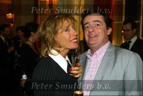 Den haag 30 januari 2003
Premiere Johnny Kraaykamp sr in schouwburg Den Haag.
Johnny kraaykamp jr en Joke Bruijs