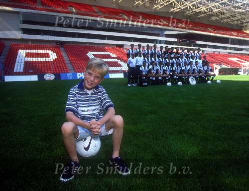 Junior Smulders bij presentatie PSV Selektie