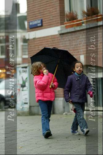 Amsterdam 28 januari 2003
Kees Prins (jiskefet) met kinderen