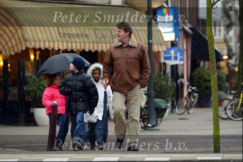 Amsterdam 28 januari 2003
Kees Prins (jiskefet) met kinderen