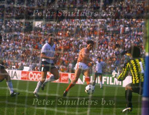 Duitsland 1988 Europees Kampioenschap voetbal
Nederland-Engeland, eindstand 3-1 door 3 doelpunten van
Marco v Basten