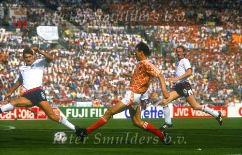 Duitsland 1988 Europees Kampioenschap voetbal
Nederland-Engeland, eindstand 3-1 door 3 doelpunten van
Marco v Basten