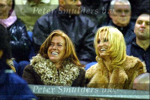 Volendam 29 januari 2003
Oud Ajax tegen oud Volendam. 
Monique Rijkaard en Natasja Froger