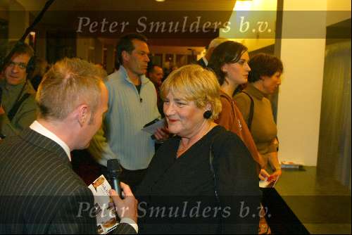 Tilburg 27 januari 2003
Premiere Nonsens in schouwburg Tilburg.
Nelly Frijda met Theo Verbruggen
