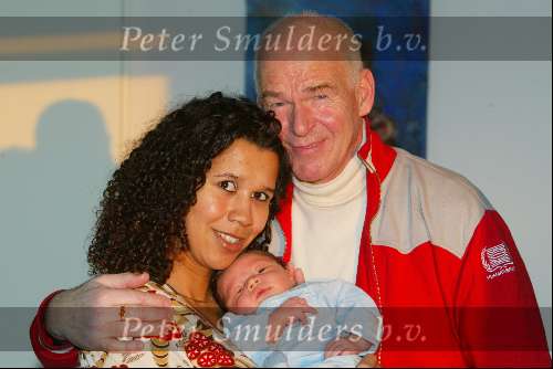Amsterdam 4 januari 2002
Peter Faber met zijn vrouw suzanne en zoontje Samuel