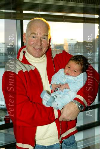 Amsterdam 4 januari 2002
Peter Faber met zijn zoontje Samuel