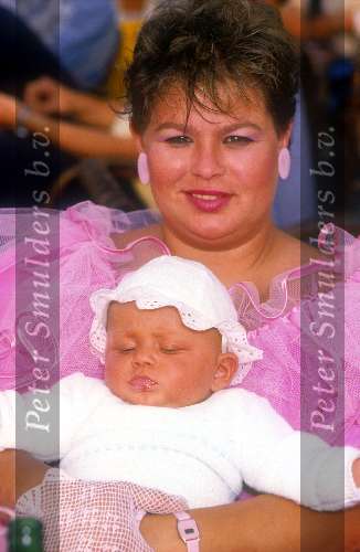 Sugar Lee Hooper met haar tweede kindje