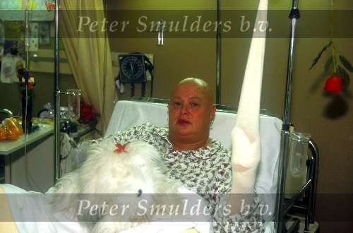 Sugar Lee Hooper in het ziekenhuis